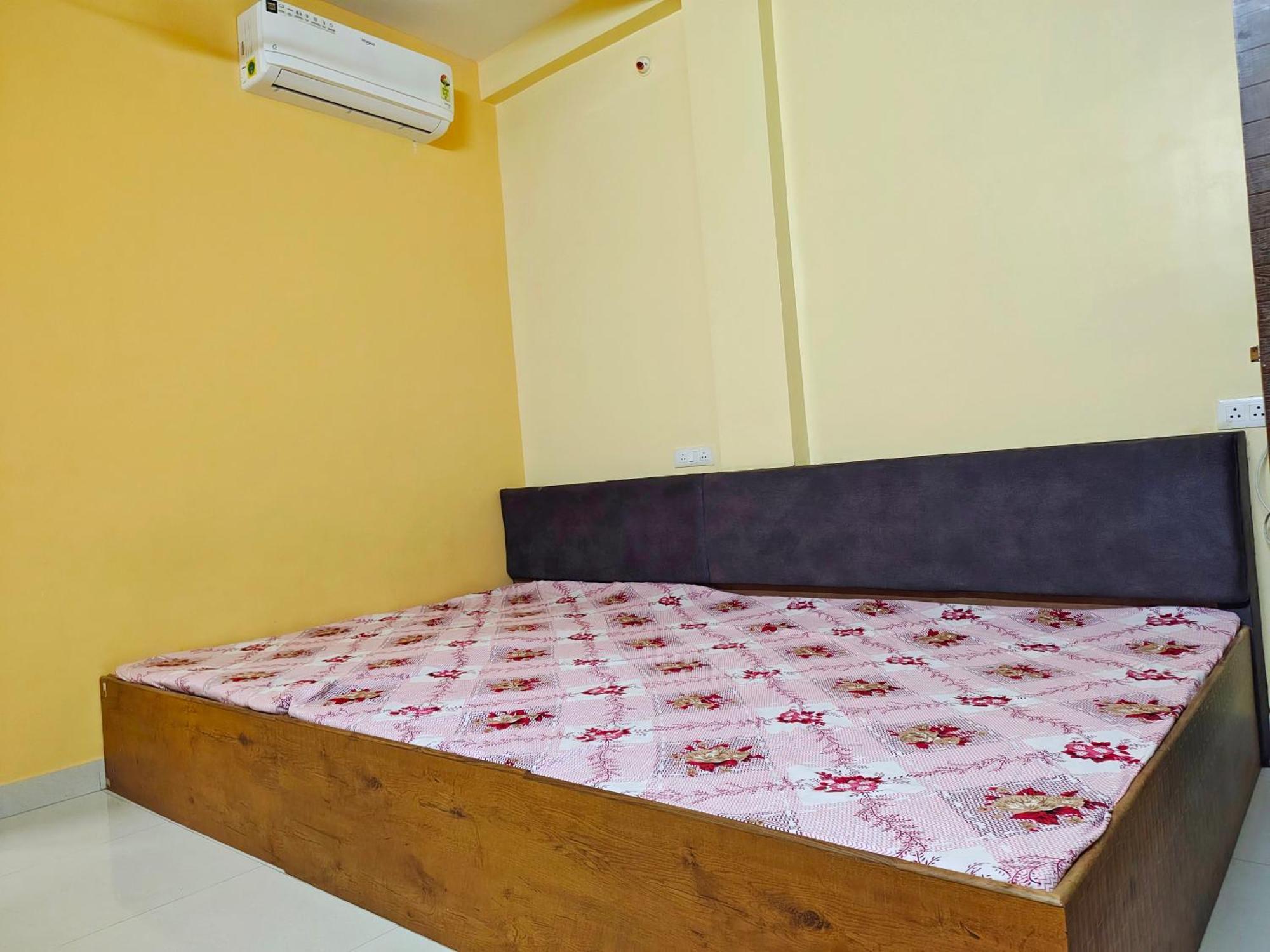 Anand Yatri Grah - Home Stay, Ujjain Εξωτερικό φωτογραφία